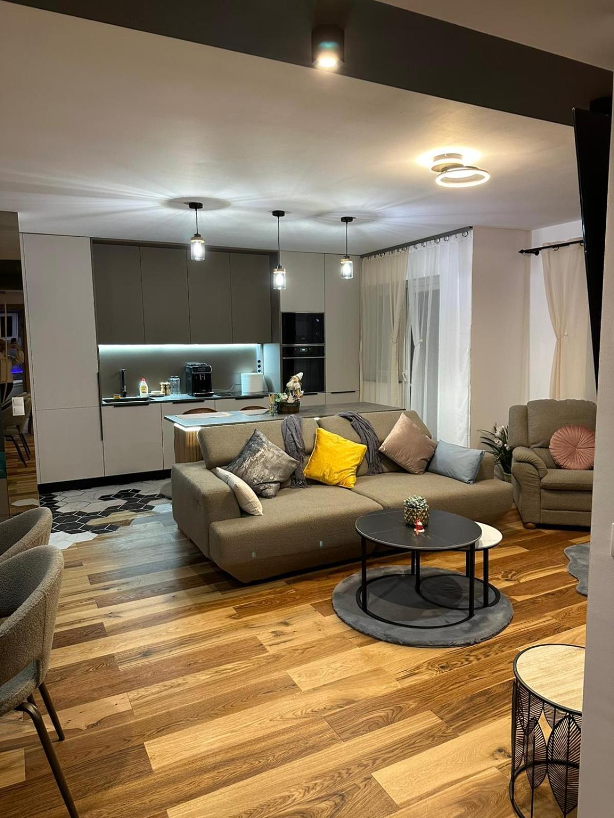 Apartament De Lux Andre Sibiu Exterior foto